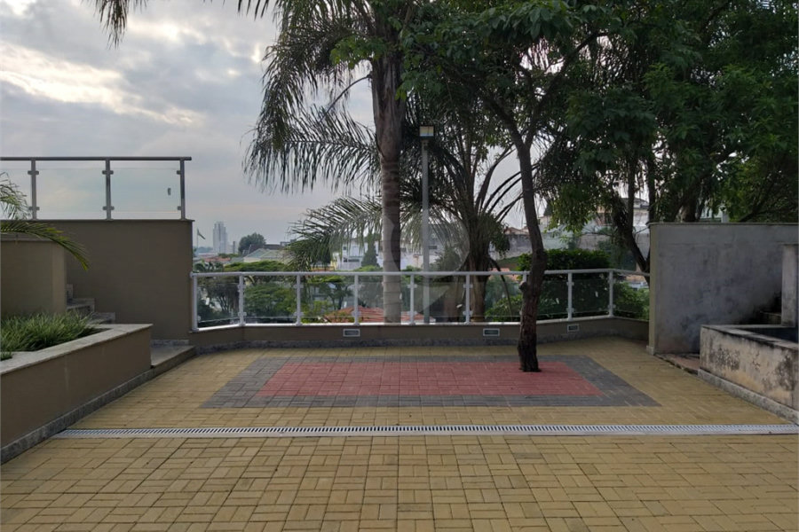 Casa, 4 quartos, 4 suítes, 6 vagas, à venda, no Barro Branco, em São Paulo.