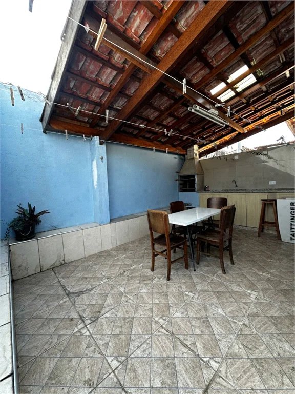 Sobrado à venda com 3 quartos, sendo 1 suíte, em Jardim Monte Kemel, São Paulo, SP