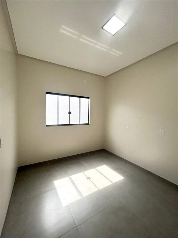 Casa à venda com 3 quartos, sendo 1 suíte,  em São Luís, Balsas, MA