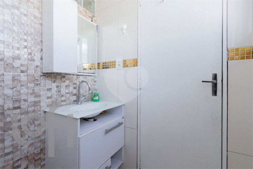 APARTAMENTO REFORMADO NA MOÓCA - 114m - 3 Dormitorios com 2 suítes - 1 vaga