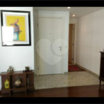 Apartamento à venda no Paraíso de 303m² com 4 suítes e 4 vagas.