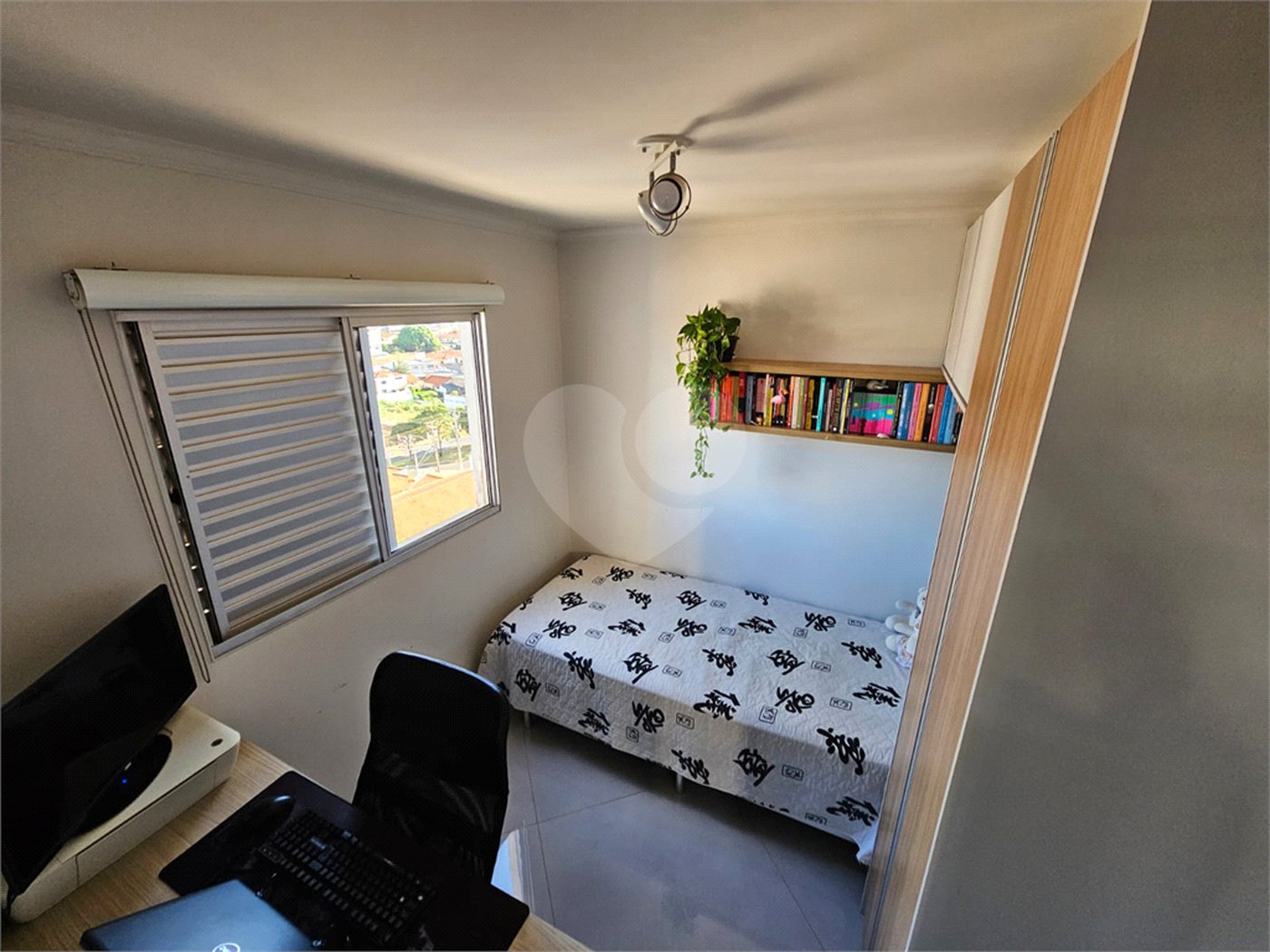 Excelente apartamento á venda de 2 dormitórios no CENTRO de São Carlos!