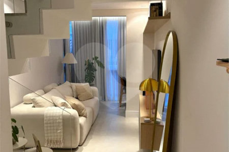 Apartamento duplex de 102 m² com 2 dormitórios, sendo 1 suíte, 3 banheiros, área gourmet e 1 vaga de garagem. Conforto, estilo e exclusividade em um só imóvel!