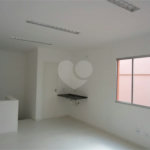Sala Comercial com 28m² na Vila Santa Catarina!!!