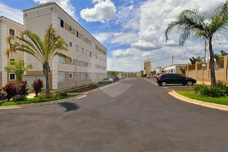 Apartamento com 2 dormitórios.