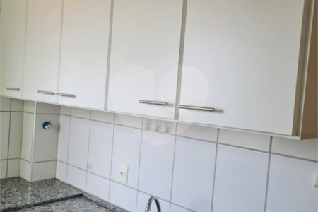Apartamento no Condomínio Monte Verde.