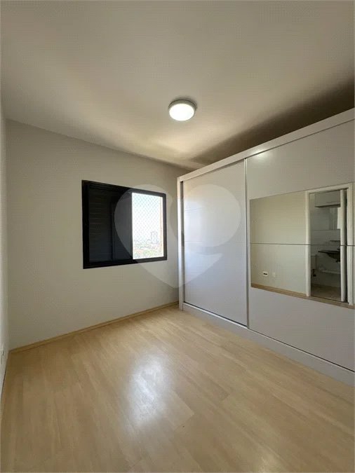 Apartamento 68m² com 3 Dormitórios, 1 Suíte e 2 Vagas na Vila Euclides