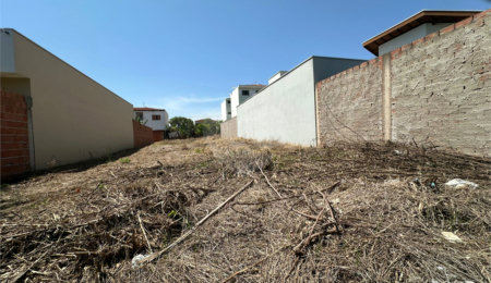Terreno à venda em Vila Brasília, São Carlos, SP