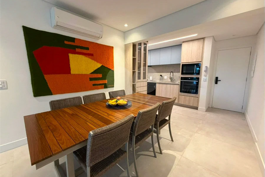 Apartamento à venda com 3 quartos, sendo 1 suíte, em Riviera de São Lourenço, Bertioga, SP