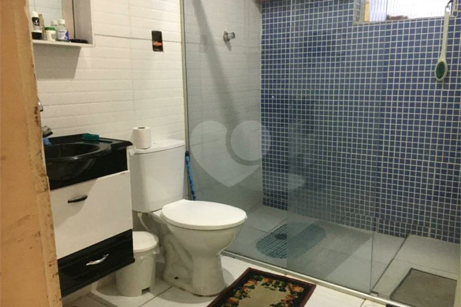 Terreno com 350m2 de área total, localizado no melhor da Vila Santa Catarina !!