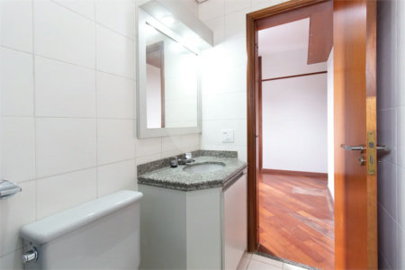 Apartamento a Venda na Chácara Santo Antônio, 163 m², 3 suítes, 2 vagas,, lazer e próximo ao parque