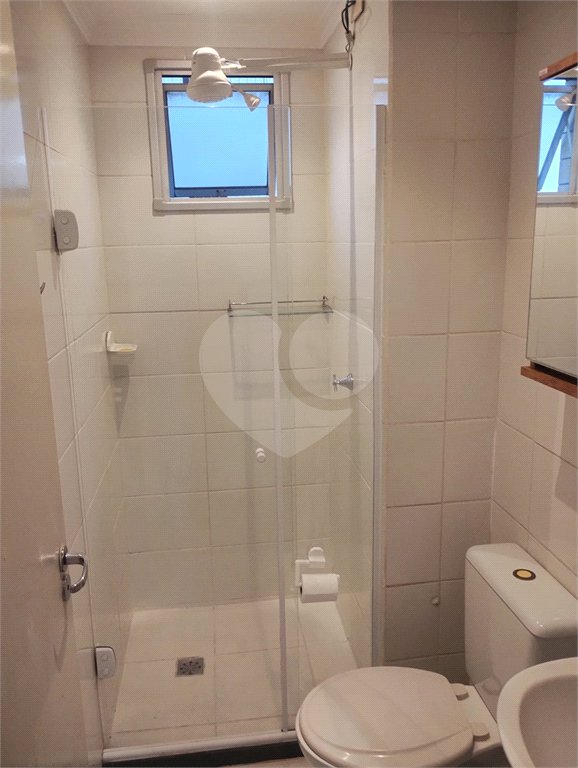 JARAGUÁ – FIT JARAGUÁ. Apartamento lindinho, em condomínio praticamente novo, super organizado e agradável, em local tranquilo com vista livre.