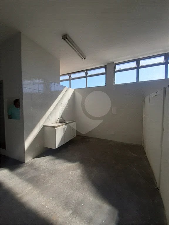 Salão Comercial de Esquina para Locação – Centro de Indaiatuba/SP
