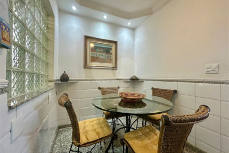Apartamento com 3 dormitórios, sendo 3 suítes, 3 vagas, à venda no Tatuapé.