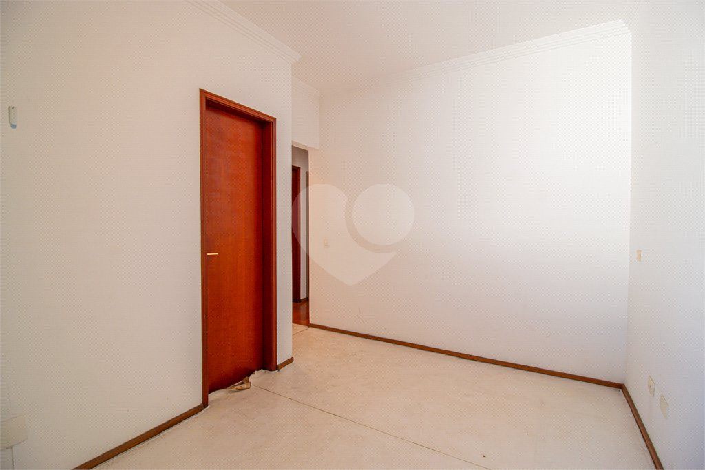 Casa à venda com 3 suítes em Chácara Flora, São Paulo, SP