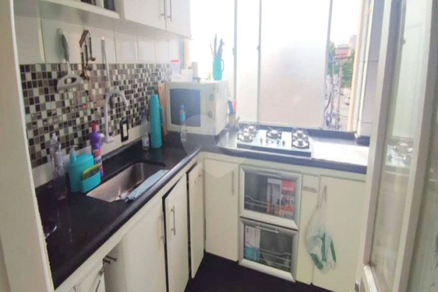 Apartamento à venda com 2 quartos, sendo 1 suíte,  em Jardim Itacolomi, São Paulo, SP