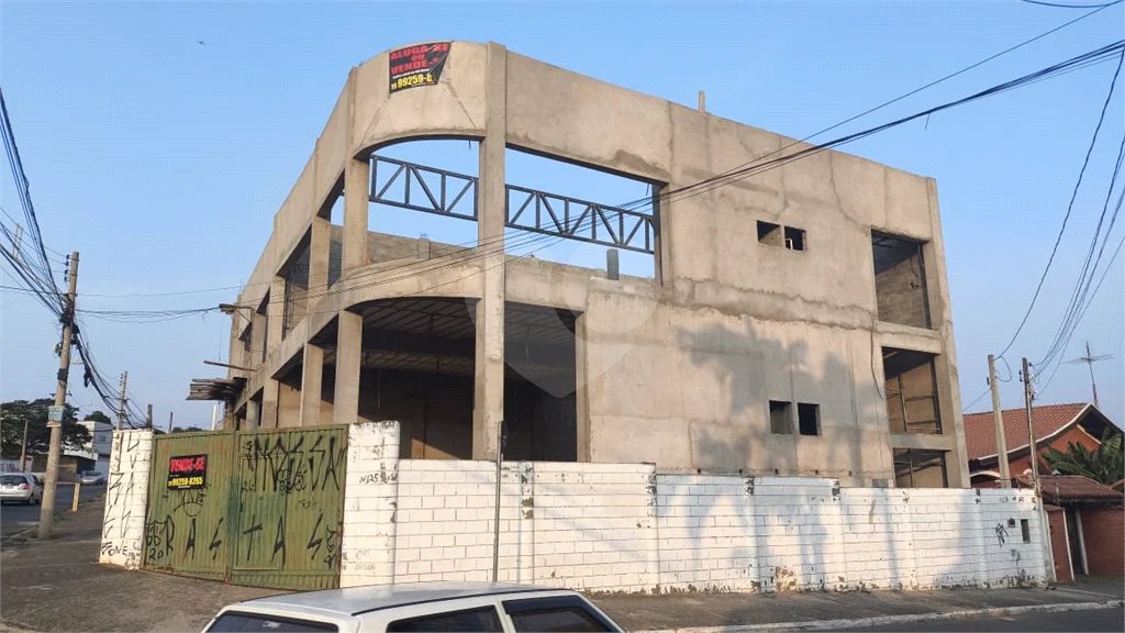Sala comercial em Sumaré de  440 mt2.