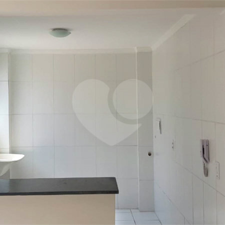 Apartamento com 2 dormitórios.