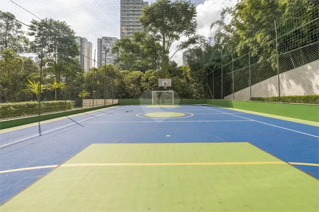 Apartamento à venda com 3 quartos, sendo 1 suíte, em Parque Reboucas, São Paulo, SP
