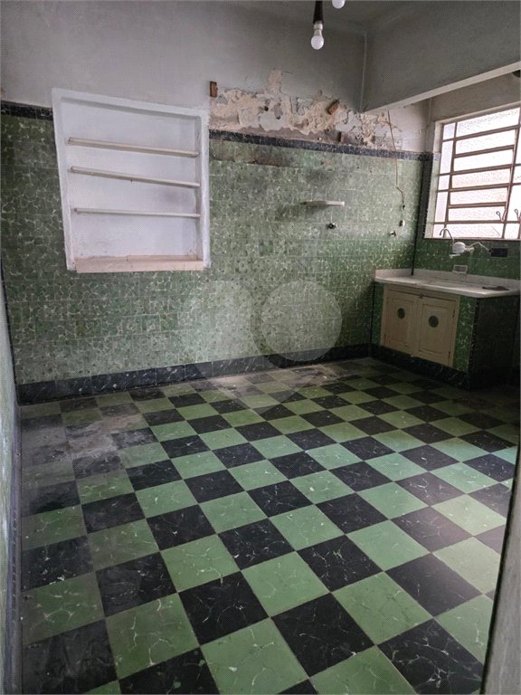 Casa com 244m² , 2 dormitórios , 3 vagas , à venda no Bosque da Saúde.