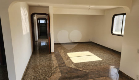 Triplex à venda com 4 suítes em Mooca, São Paulo, SP