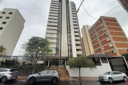 Apartamento no Edifício Villa Lobos a venda - São Carlos