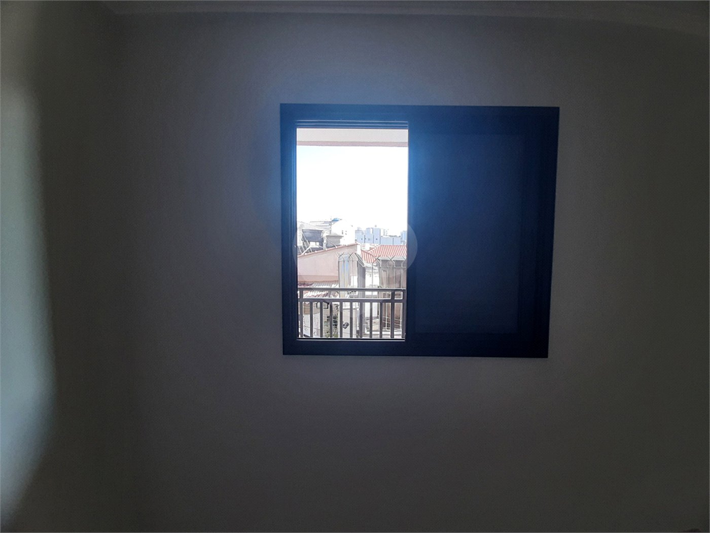 Apartamento com 37m2, 2 quartos, banheiro, sala, cozinha, COM vaga
