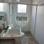 Casa à Venda no Golden Park – 4 Quartos, Churrasqueira e Piscina!