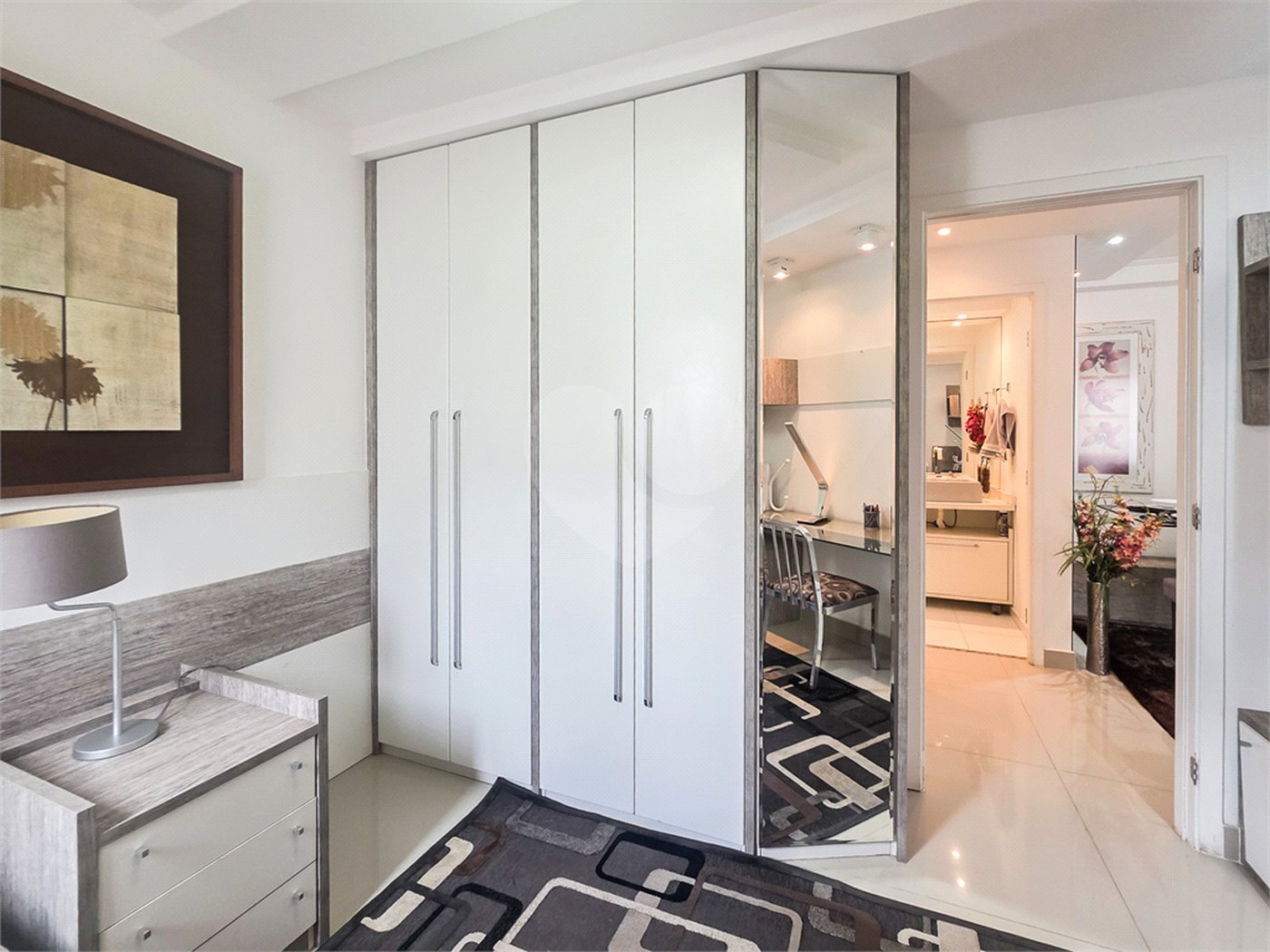 Apartamento - Ipiranga - 2 Quartos / Dormitórios - 1 Vaga - Venda / Compra