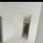 Apartamento no Condomínio Flor de Liz.