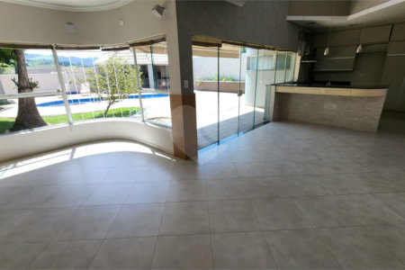 Casa à Venda no Condomínio Villaggio Capriccio – Louveira/SP | Piscina Aquecida e Área de Lazer Completa