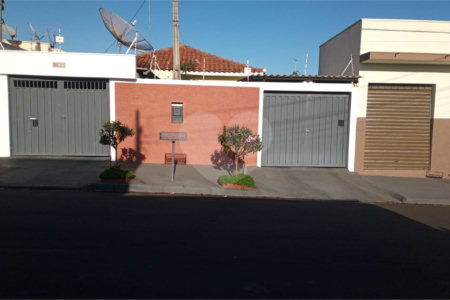 Linda Casa 5 Quartos no BOA VISTA.