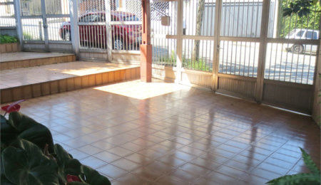 Casa Térrea à venda com 3 quartos, sendo 1 suíte,  em Vila Santo Estéfano, São Paulo, SP