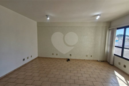 Sala Comercial à Venda no Edifício Luciano Zanollo – São Carlos/SP