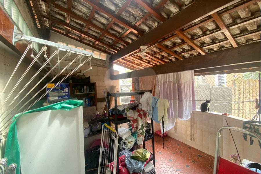 Terreno 10 X 30m,ideal para construtor, com casa principal, mais 3 casas no mesmo terreno e gerando renda, em Perdizes - São Paulo