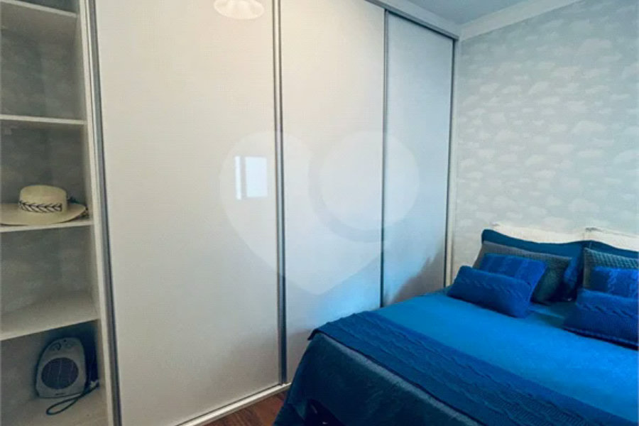 Casa para alugar com 4 quartos, sendo 2 suítes, no condomínio Floradas da Serra, São Paulo - SP
