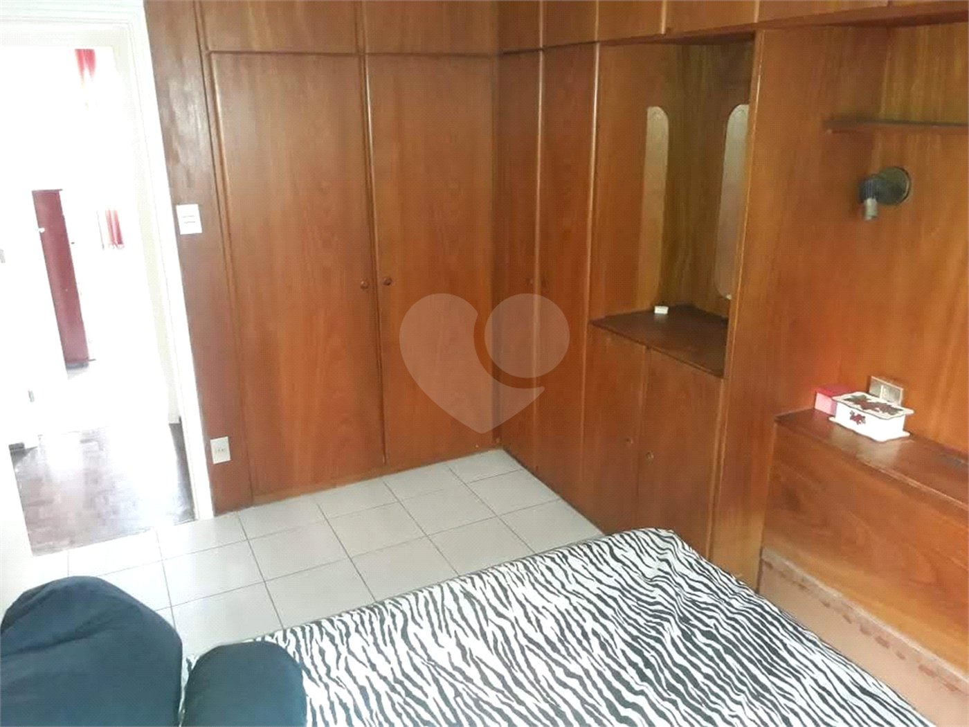 Apartamento para locação na Saúde de 80m² com 2 dormitórios.