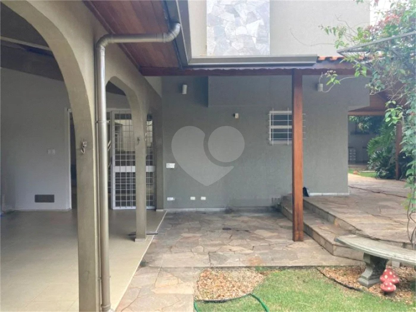 Belíssima casa no bairro Vila Rezende