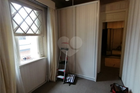 CASA À VENDA NA VILA MARIANA, 280m2, 5Q, 2 VAGAS DE GARAGEM.
