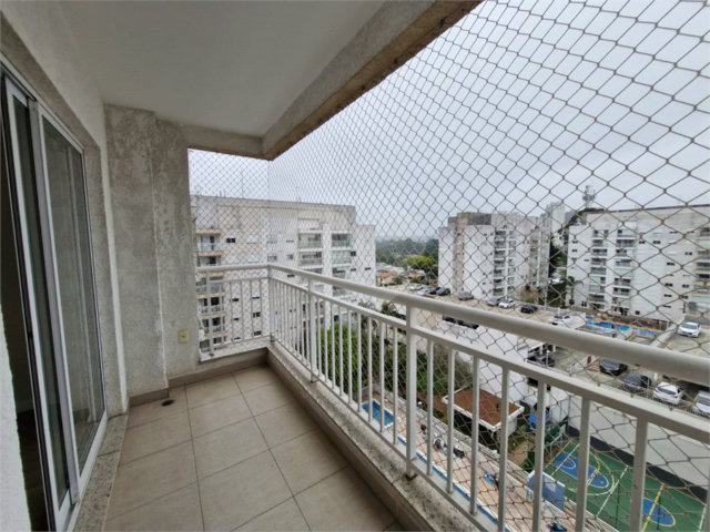Apartamento à venda com 2 quartos, sendo 1 suíte,  em Jardim Marajoara, São Paulo, SP