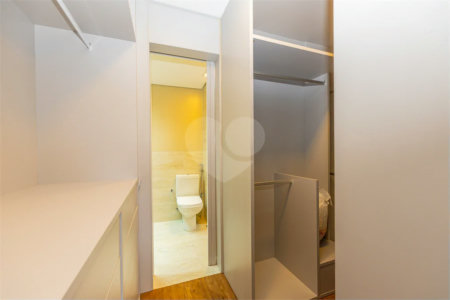 Apartamento à venda com 3 quartos, sendo 1 suíte, em Chácara Santo Antônio, São Paulo, SP