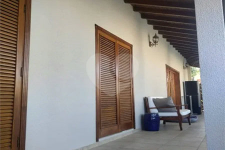 Casa à venda com 3 quartos, sendo 2 suítes,  em Vila Faustina II, Valinhos, SP