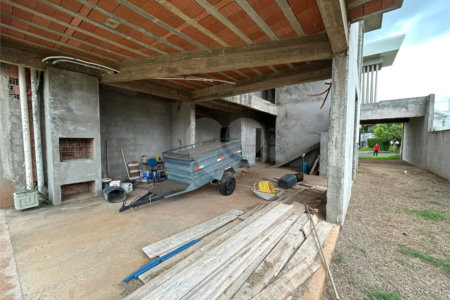 Casa à Venda de 3 dormitórios no condomínio damha II em São Carlos,