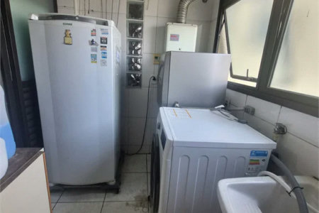 Apartamento à venda com 3 quartos, sendo 1 suíte, em Jardim Londrina, São Paulo, SP