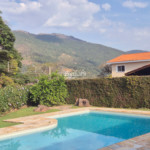 Casa à venda com 4 quartos, sendo 2 suítes, em Vila Petrópolis, Atibaia, SP