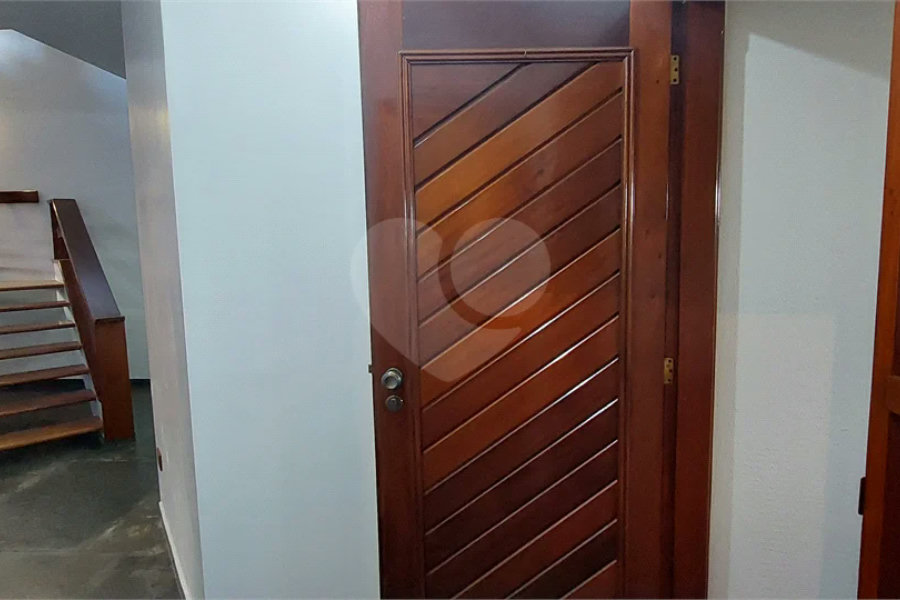 SOBRADO COM DESIGN EXCLUSIVO E LAZER COMPLETO 3 DORMITÓRIOS SENDO 1 SUÍTE