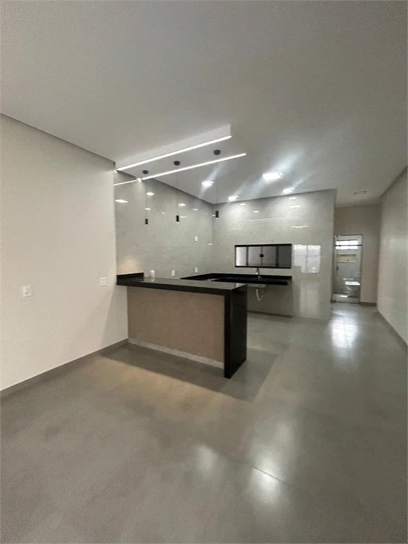 Casa à venda com 3 quartos, sendo 1 suíte,  em São Luís, Balsas, MA