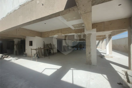Apartamento 2 dormitórios com 1 vaga de garagem, excelente localização, programa MCMV, pagto parcelado