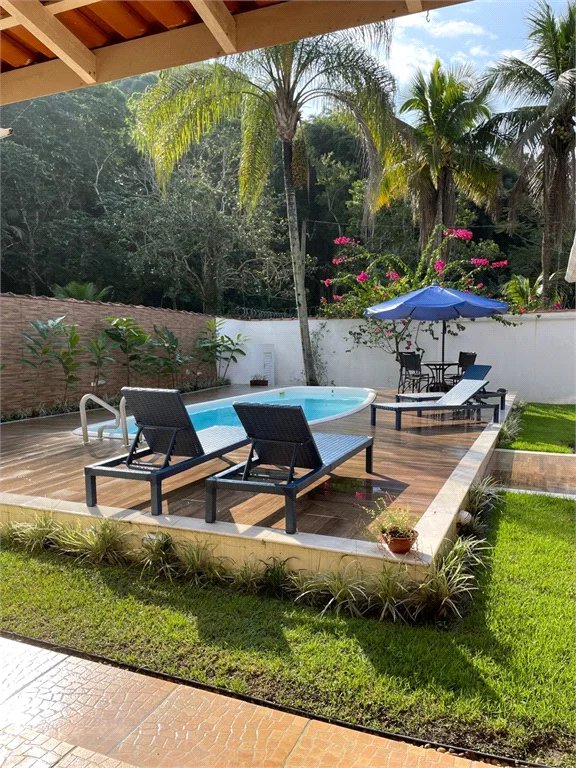 Casa à venda com 3 quartos, sendo 2 suítes, em Maresias, São Sebastião, SP