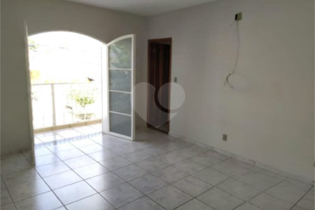 Casa à Venda no Jardim Macarengo,